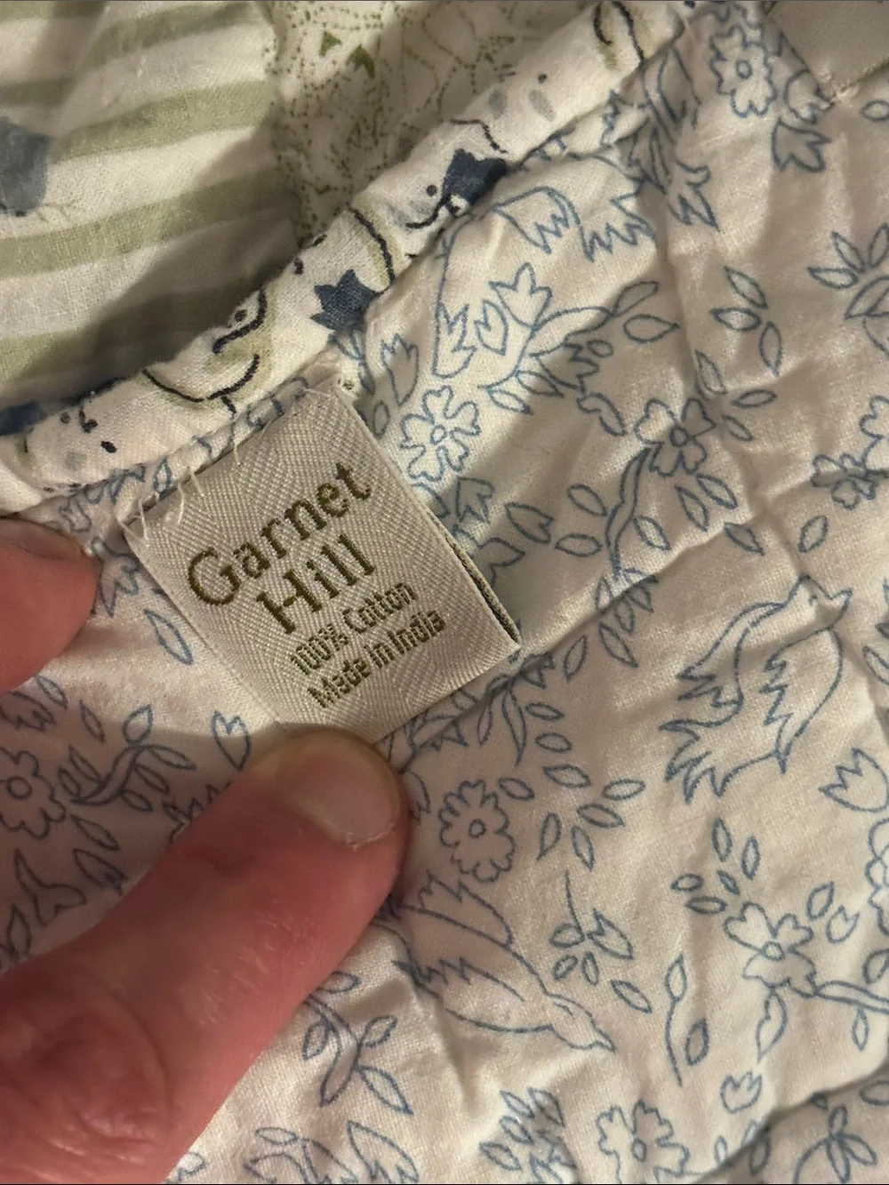[EUC] GARNET HILL Postage Stamp Cotton Patchwork Quilt Twin Size
